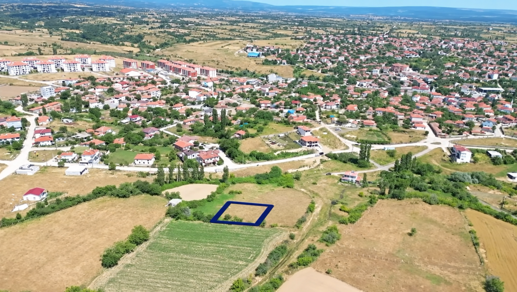 Kırsal arazi ve mavi sınır-2